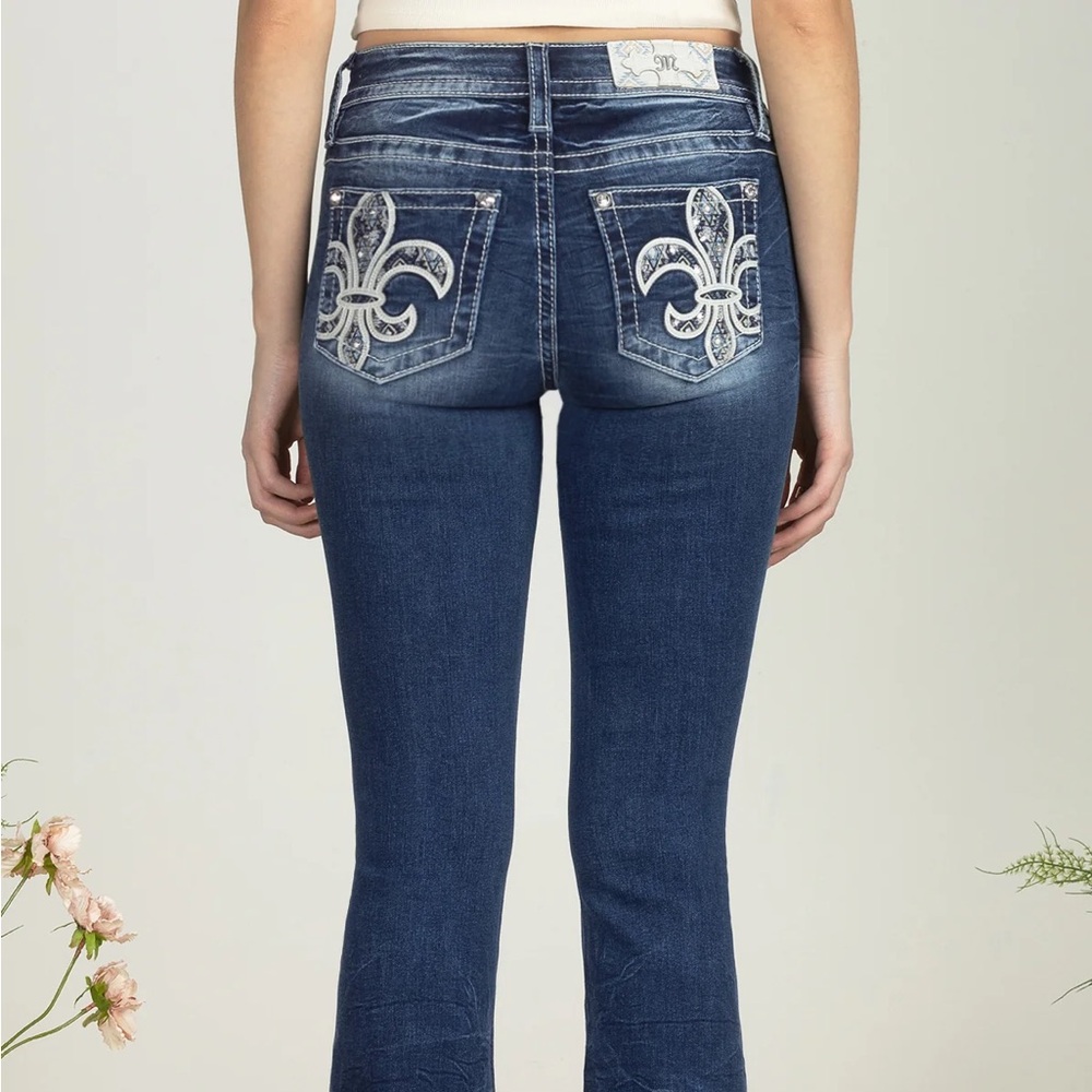 Miss Me Jeans Women's Size 30 Sequins Fleur De Lis Boot Cut JV5990B2V NWOT